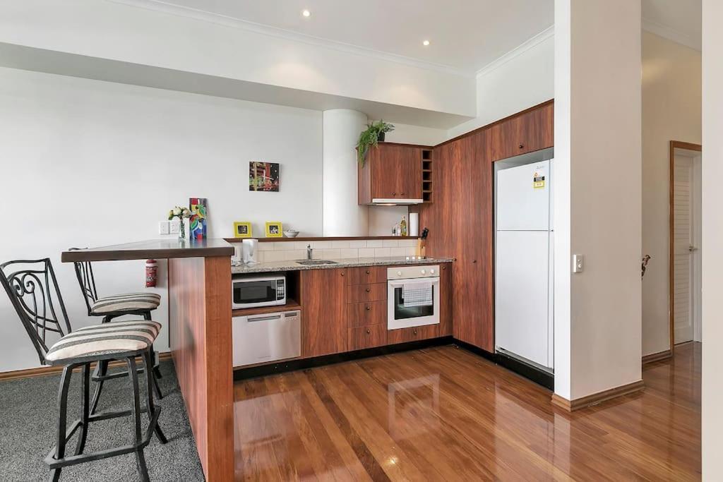 Spacious One Bedroom Apartment On Princes Wharf 奥克兰 外观 照片